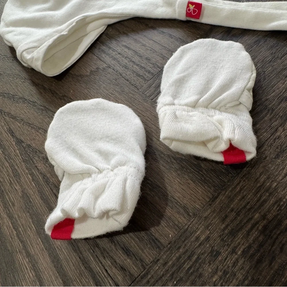 Goumikids newborn hat and mittens set